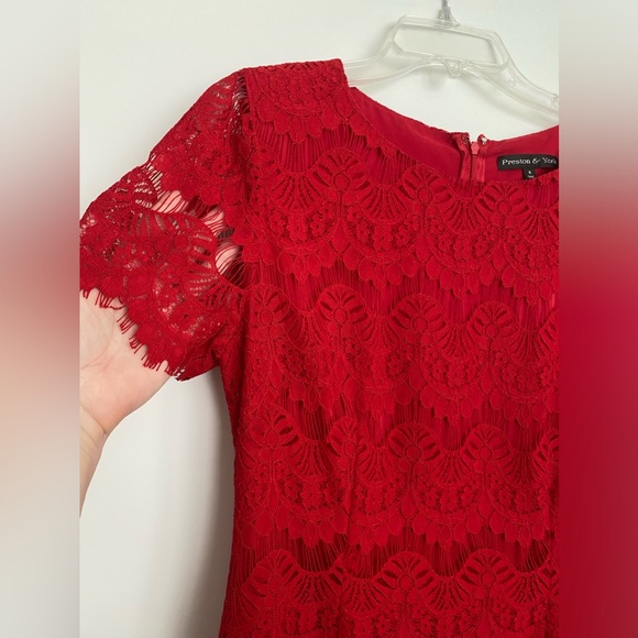 Preston & York Red Lace Sheath Dress size 8 MSRP $109 - Picture 2 of 8